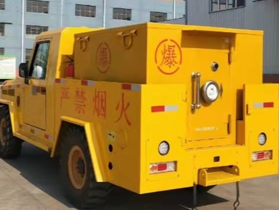 临朐凯龙爆破器材运输车：保障爆破任务的安全运行